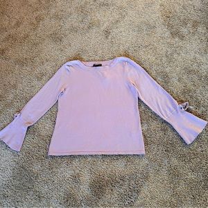 Lovely Bell Sleeve Lavender Sweater Size Medium